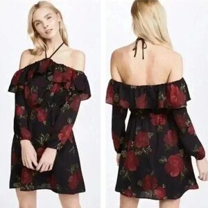 NWT Cupcakes and Cashmere Off Shoulder Mini
Dress Floral Black and Red